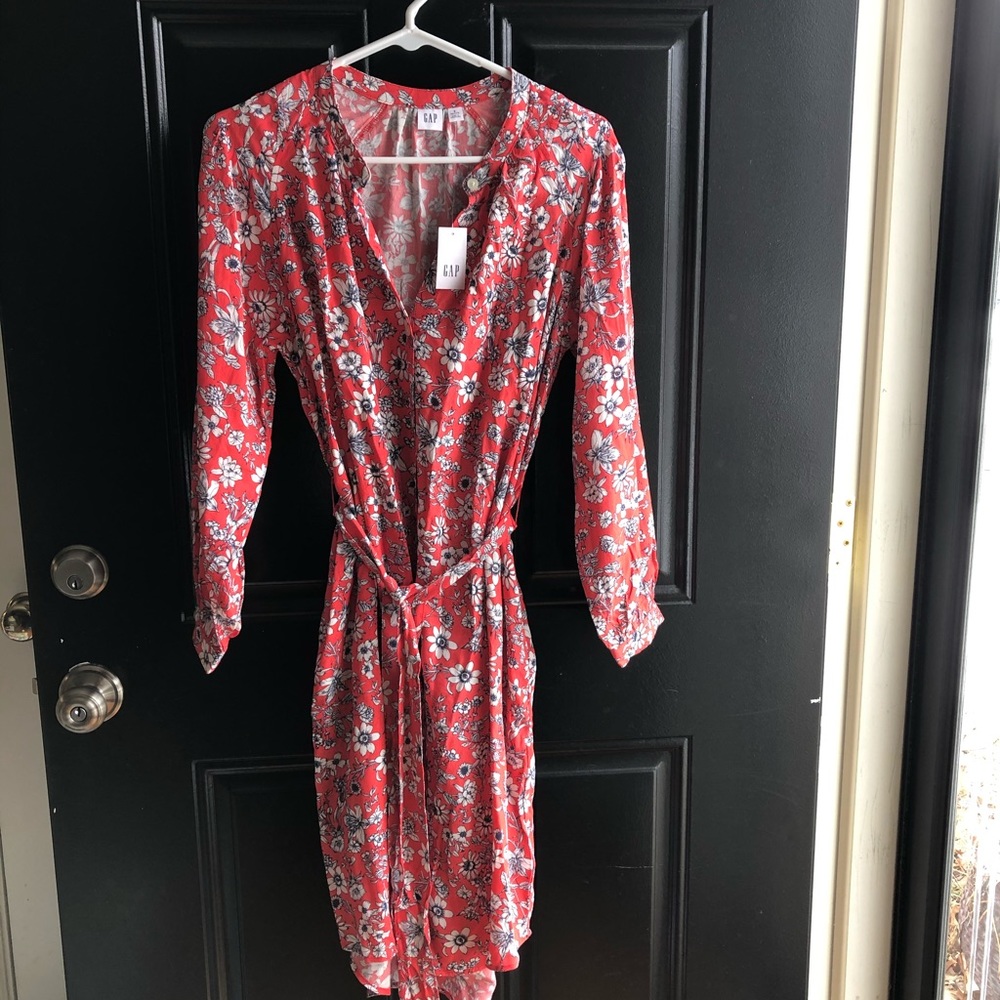Size small GAP dress NEW*